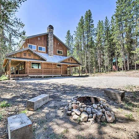 Contemporary Cabin With Game Room And Fire Pit Island Park Extérieur photo